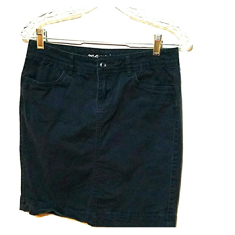 #068 Maurices Size 1/2 Skirt